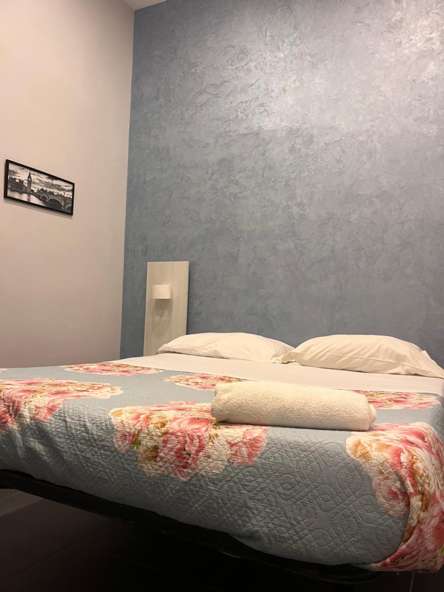 Oceania Hotels Napoli Bagian luar foto
