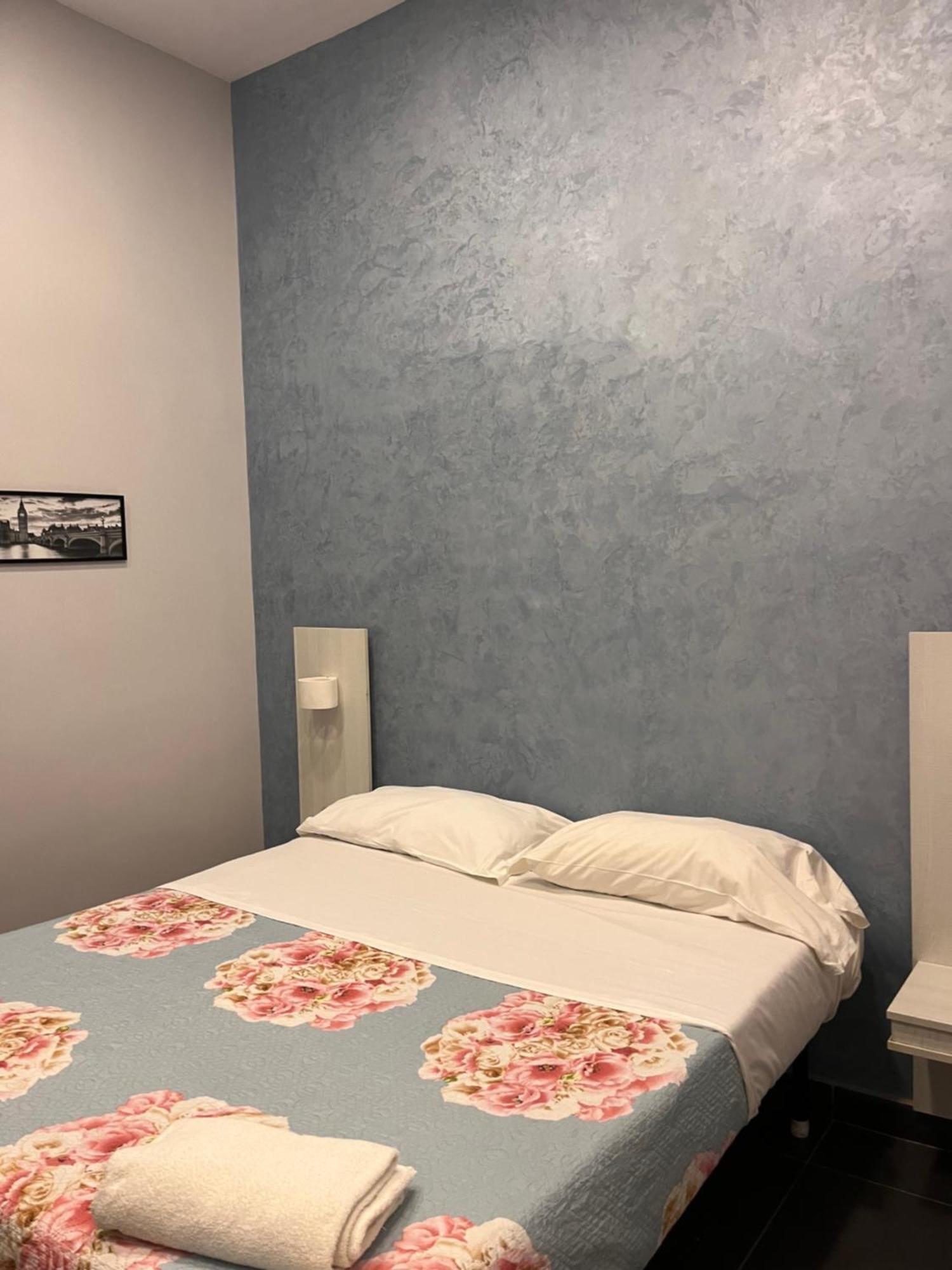 Oceania Hotels Napoli Bagian luar foto
