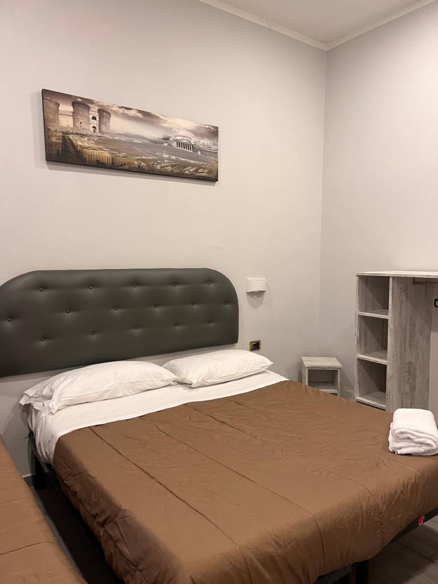 Oceania Hotels Napoli Bagian luar foto