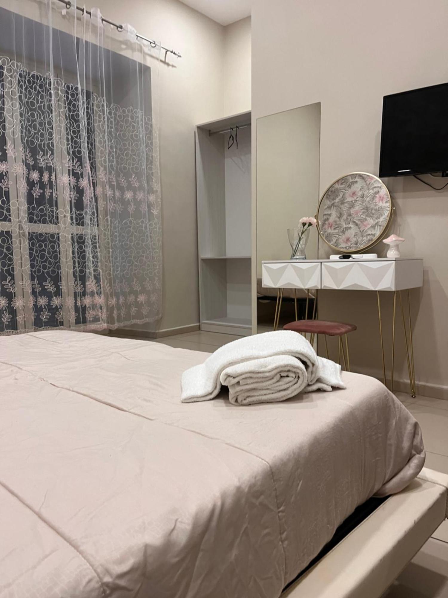 Oceania Hotels Napoli Bagian luar foto